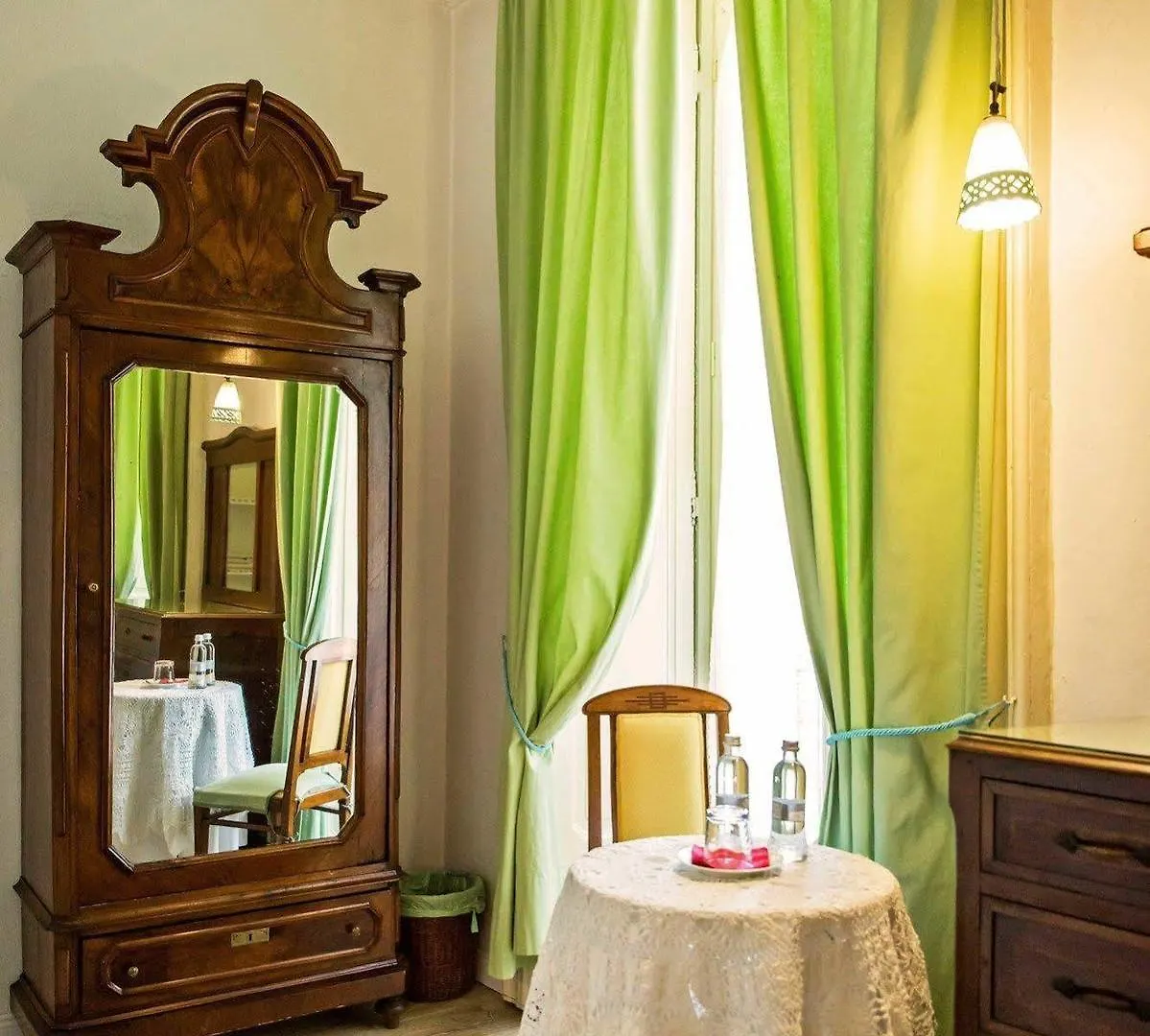 ** Szálloda Antica Locanda Solferino Milánó Olaszország